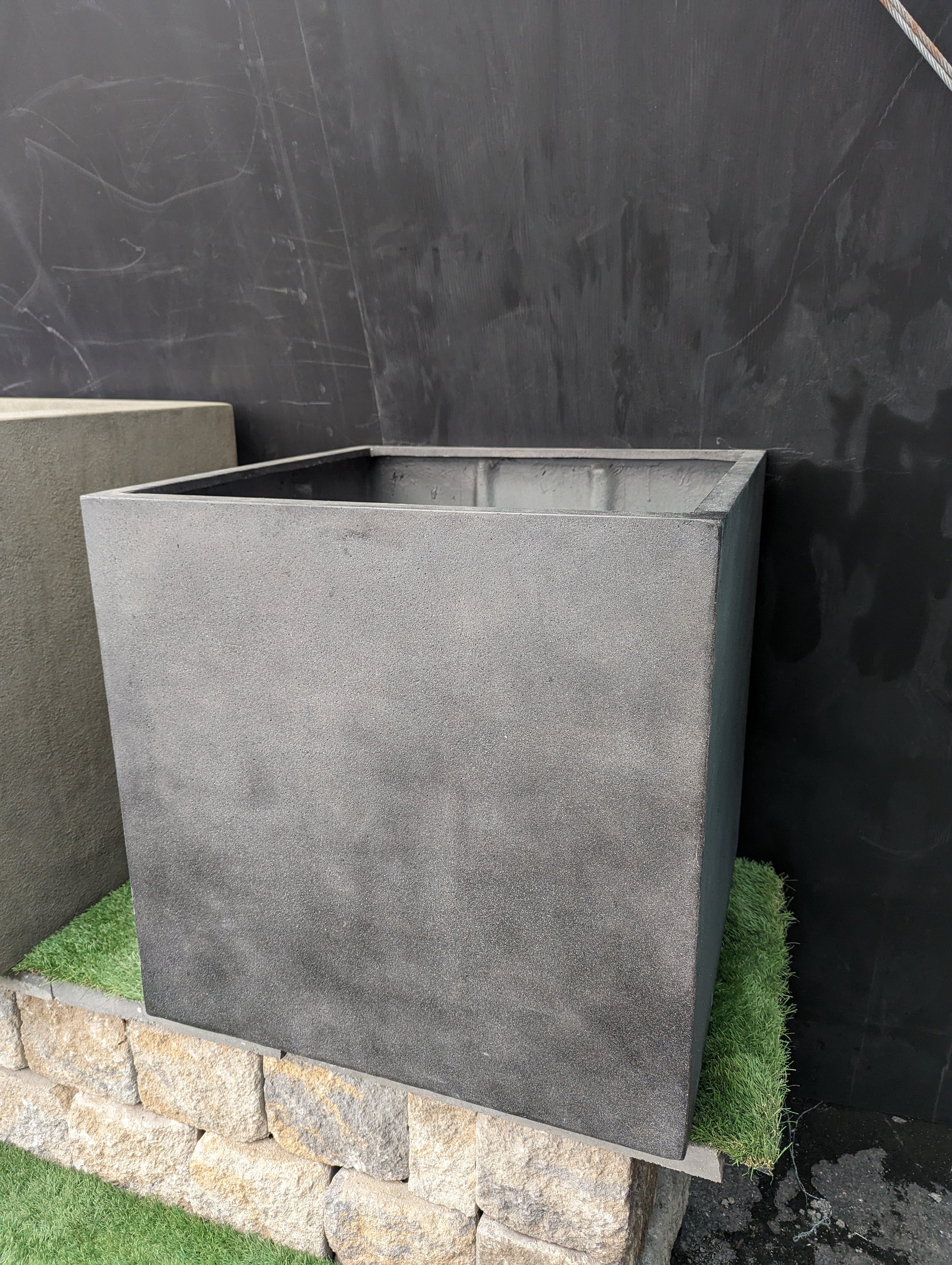Photo of Campania Farnley Planter #2 - Clearance - Exclusively Campania