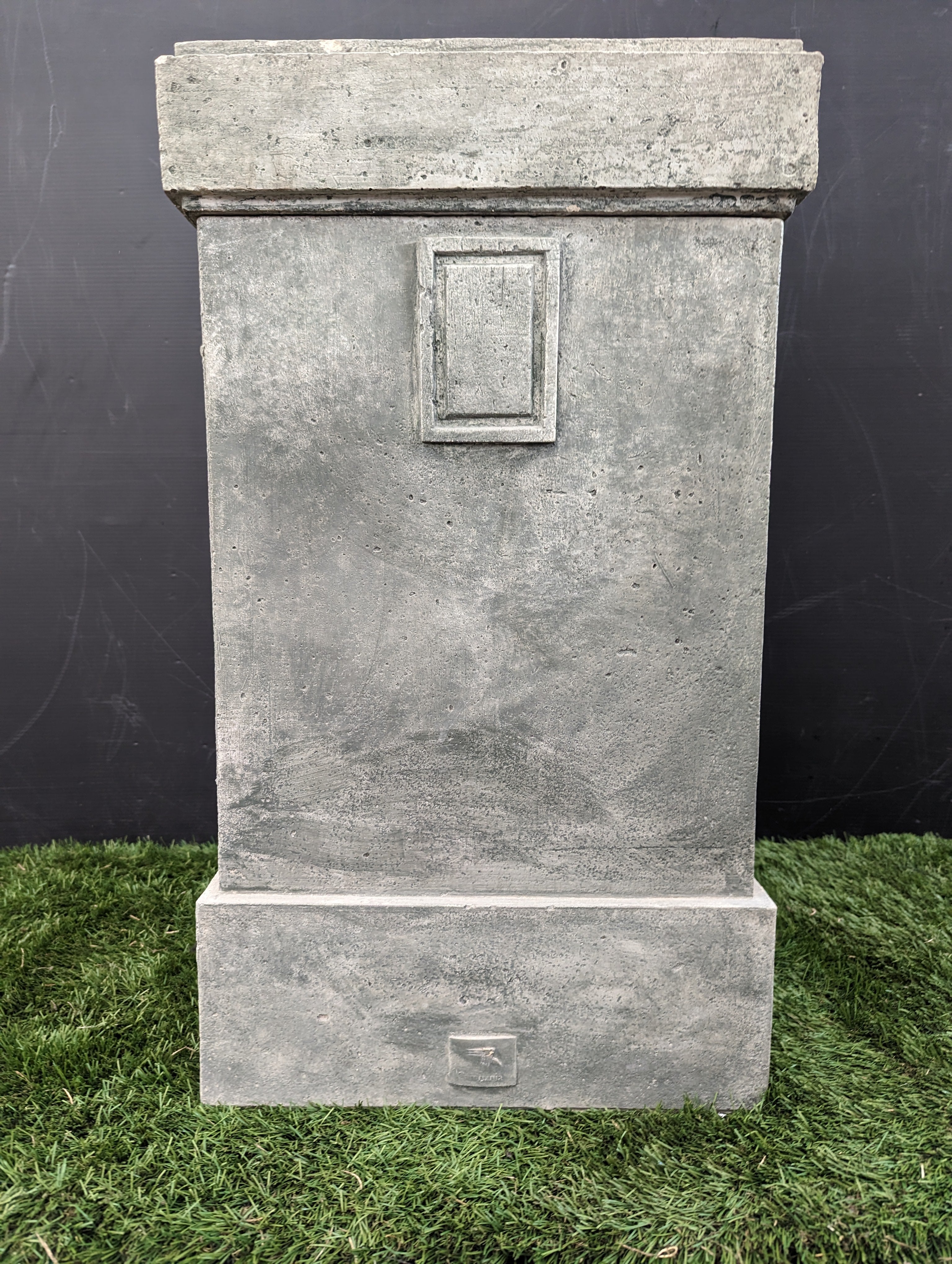 Photo of Campania Evanstone Pedestal - Exclusively Campania