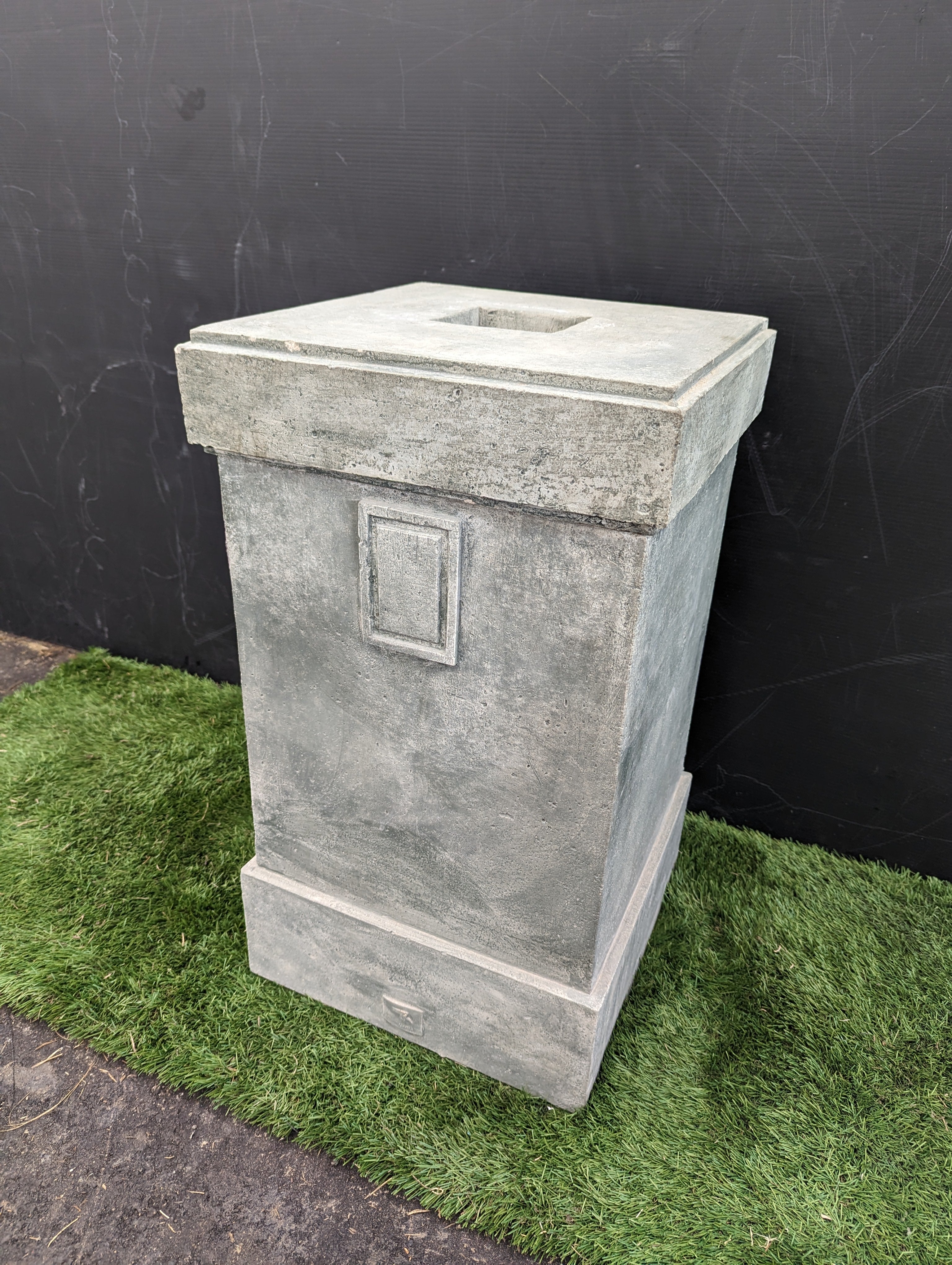 Photo of Campania Evanstone Pedestal - Exclusively Campania